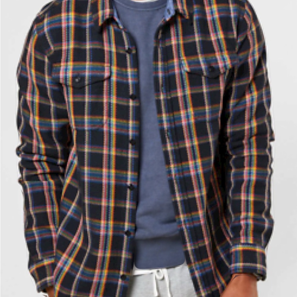 Outerknown Plaid Button-Up Shirt (Small)